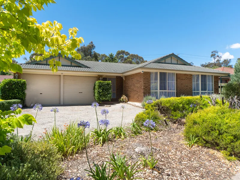 Large family Home - 3 Bed, 2 Bath, Double Garage