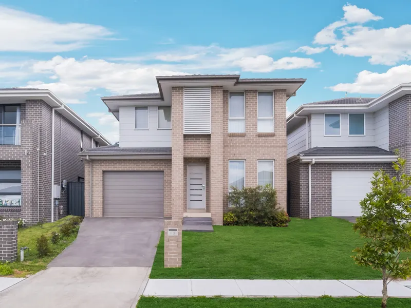 Gorgeous Family Home! Ready to Move In