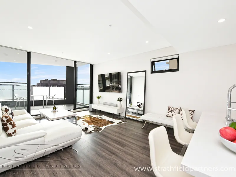 North Facing Burwood Entertainer on 115 sqm of Lux Living