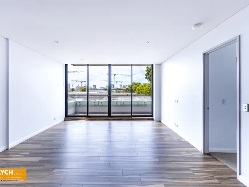 STUNNING 2 BEDROOM APARTMENT