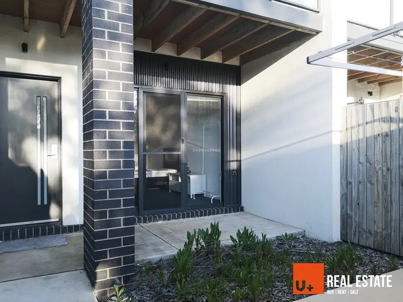 3-Bedroom Townhouse -Furnished