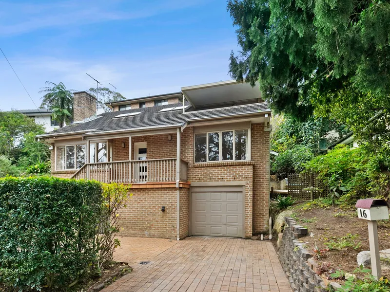 3 Bedroom Free Standing Home - Open To Inspect Saturday 3rd June 11.45am - 12.00pm