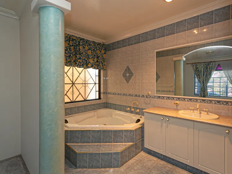 5 Bedrooms Home - $560,000