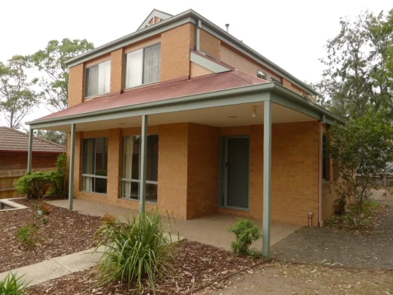 SPACIOUS THREE BEDROOM TOWNHOUSE