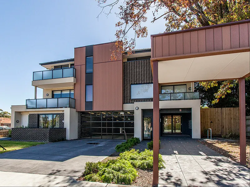 Convenient, Easy living, Low Maintenance