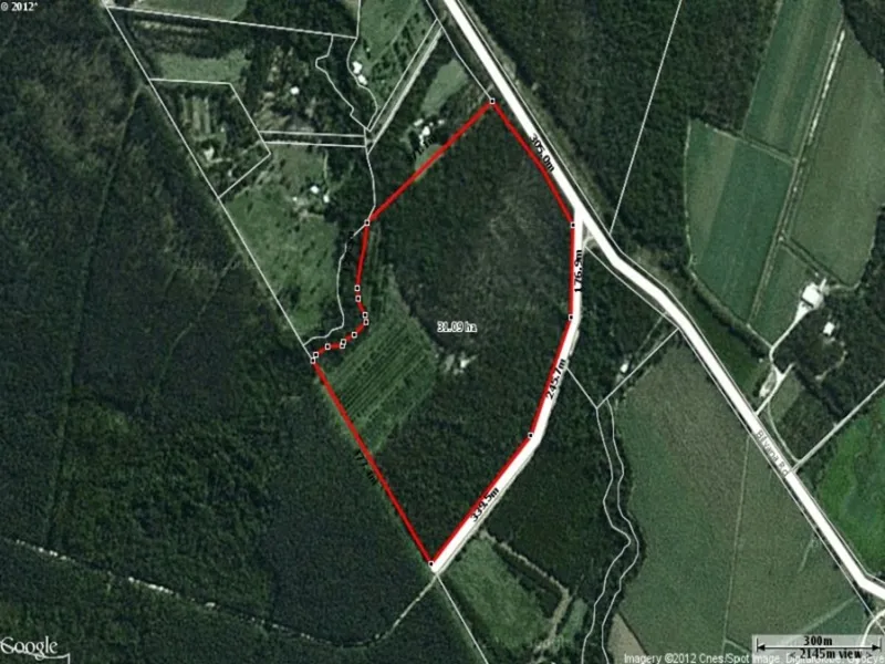 LARGE RURAL BLOCK NORTH OF CARDWELL !