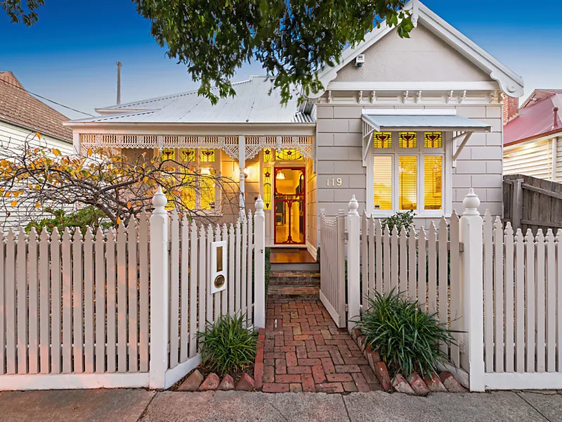 FEDERATION CHARM with Ducted Heating & Cooling