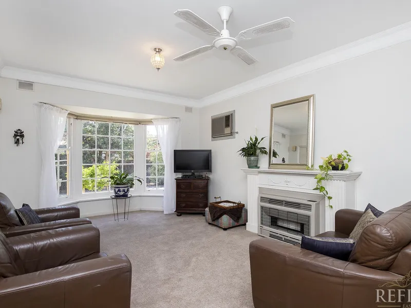 St Morris Sensation - Under Contract