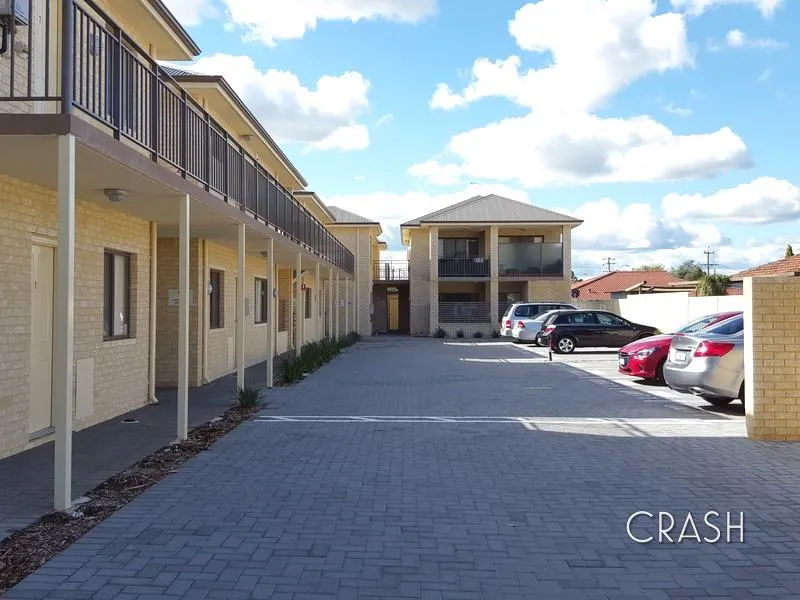 2x2 Apartment in Beckenham with Courtyard