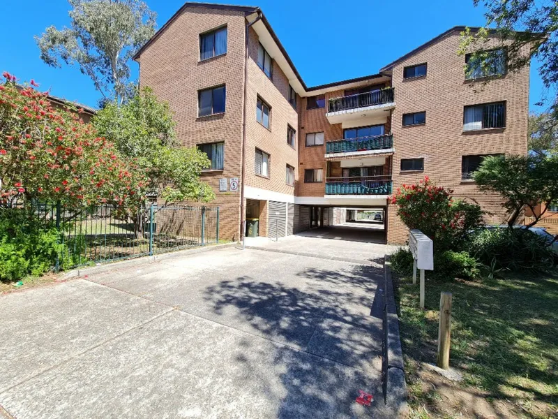 SPACIOUS 2 BEDROOM UNIT