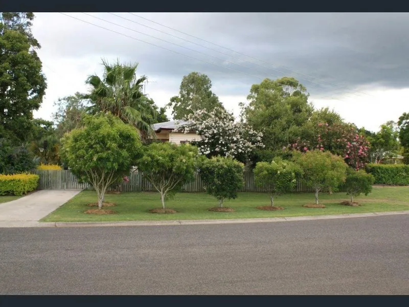 FOUR BEDROOM  QUEENSLANDER HOUSE
