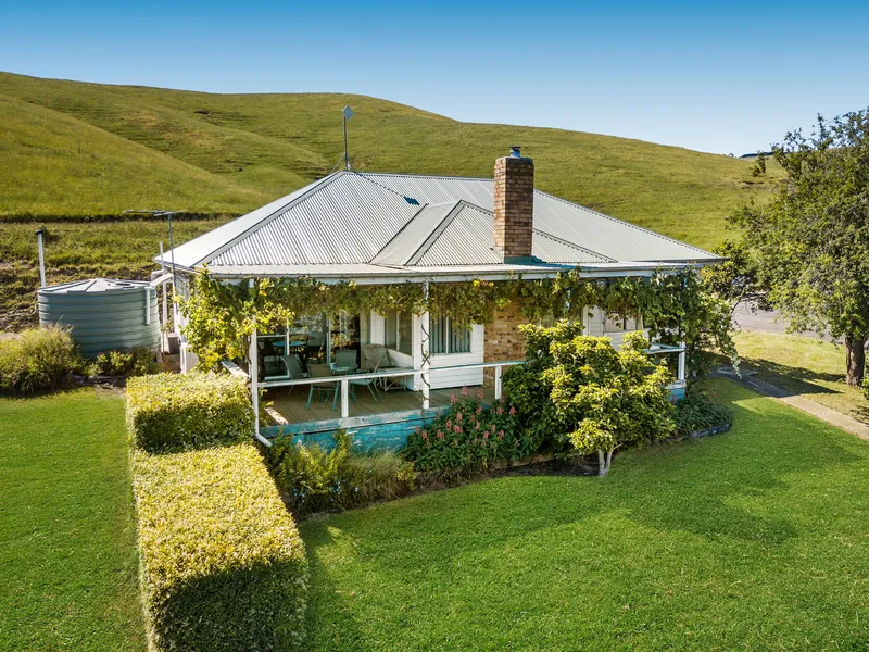 Idyllic Country Cottage!!