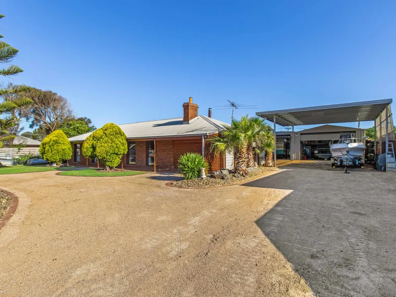WALK TO THE BEACH AND WORK FROM HOME! - PRICE REDUCED - VENDOR MUST SELL!