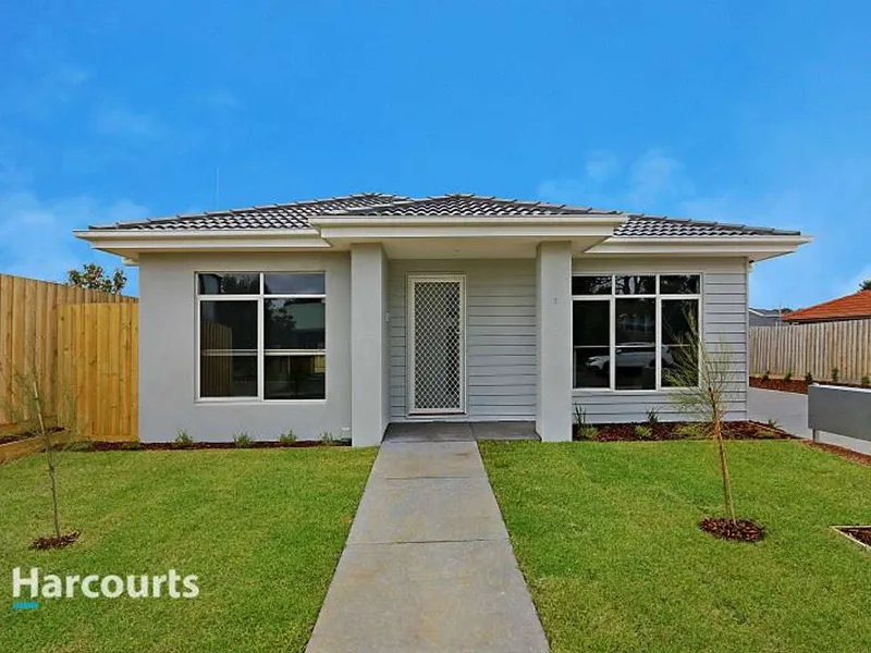 Modern Two Bedroom Townhouse!