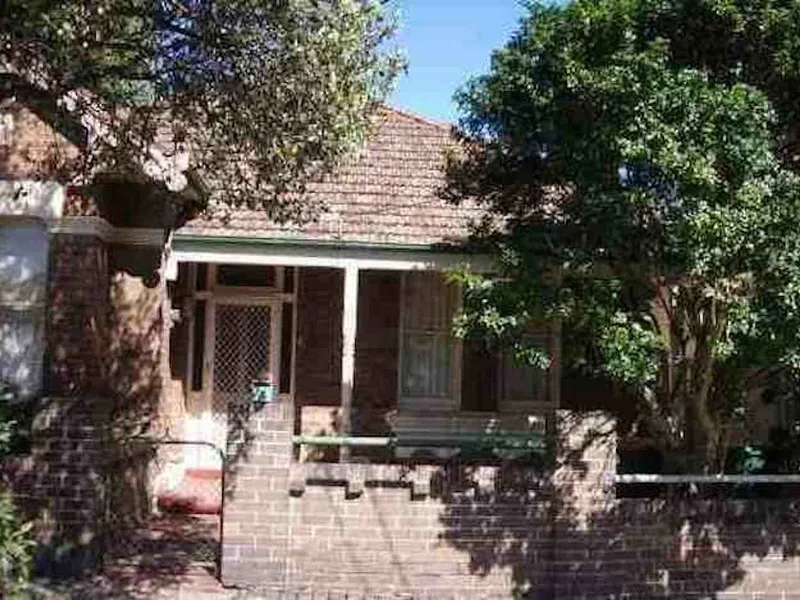 SMALL PETS ALLOWED! - Beautifully Quaint & Peaceful Home