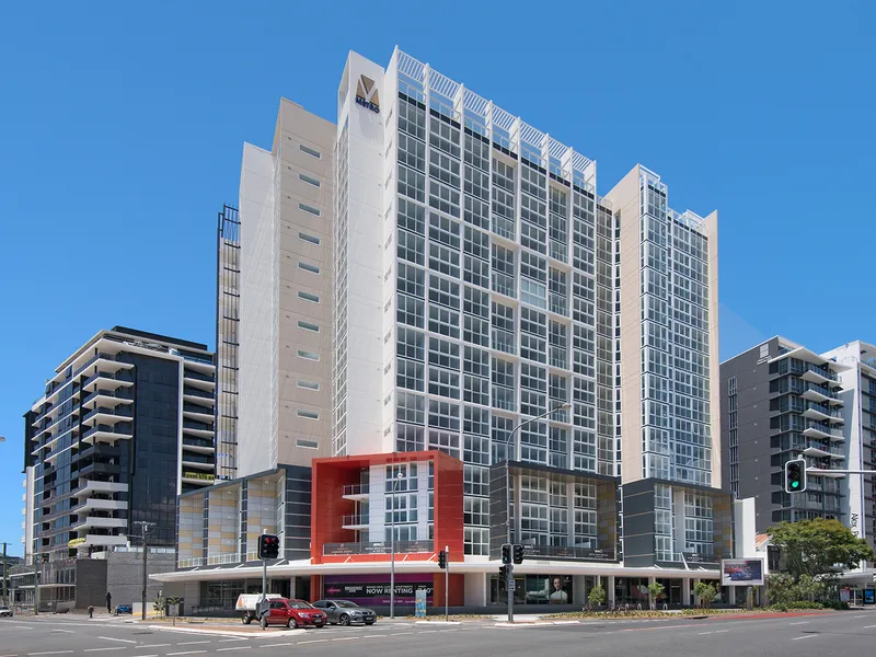 LUXURY 1 BEDROOM APARTMENT!!
