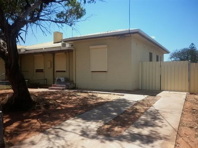 2 LEASED MAISONETTES ON ONE TITLE