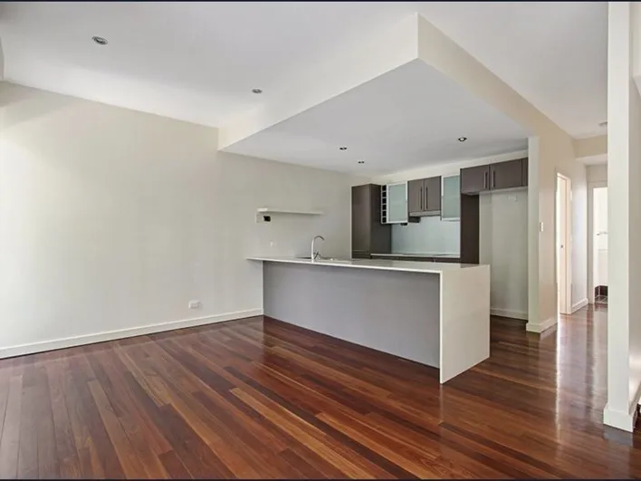Boutique Complex - close to Rosalie Village