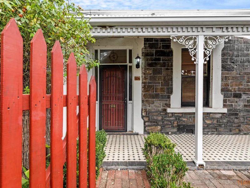Character Cottage in a Great Location