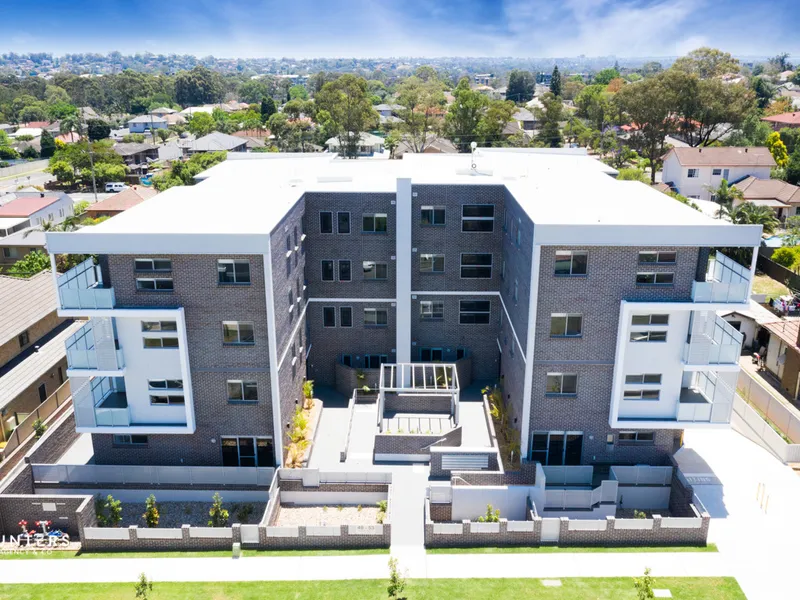 Boutique apartment in ultra-convenient location