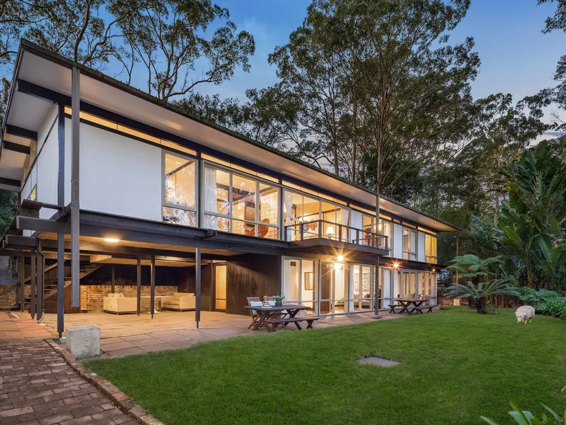 'Malnic House' Iconic modernist home with an impressive pedigree