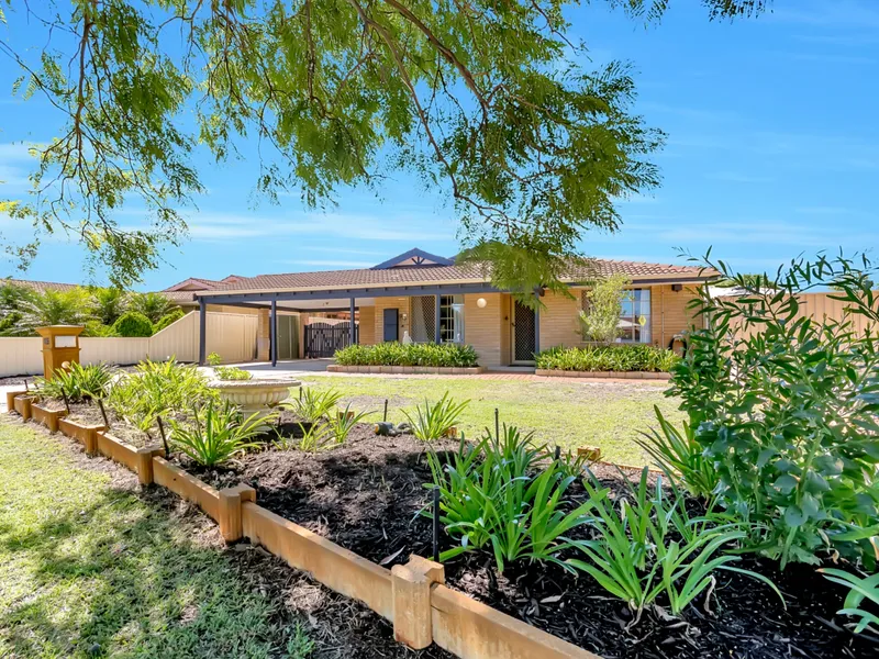 Best On Offer... Massive block, Beautiful Home!