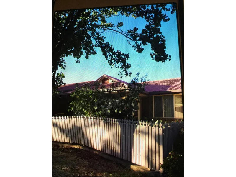 Lovely & well maintained 2 BR home in great-neighbourhood.