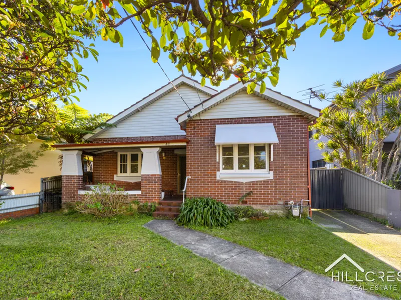 CDC Approved Full Brick Family Home with North Facing Rear in Blue-ribbon Location