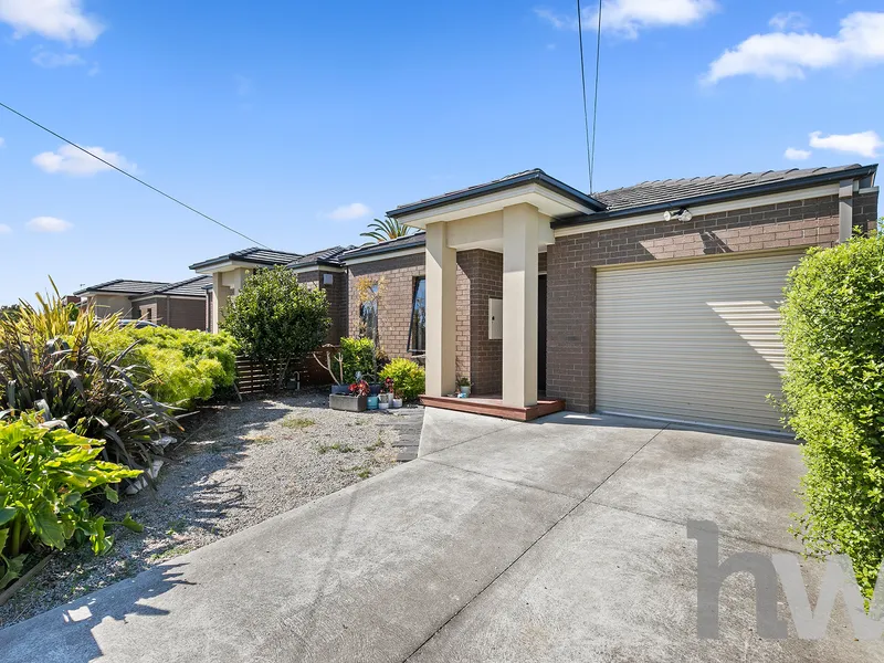 Beautiful 3 Bedroom Townhouse