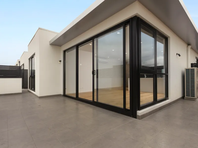 Spacious and Modern 3 Bedroom Apartment