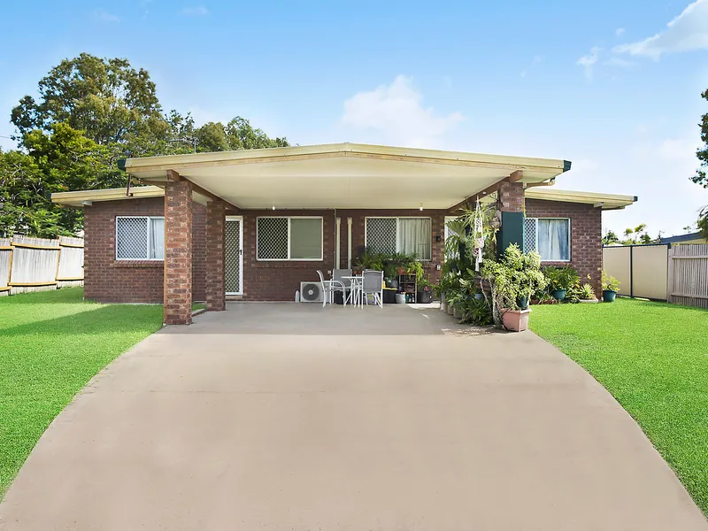 Norman Gardens brick duplex offers variety of choices