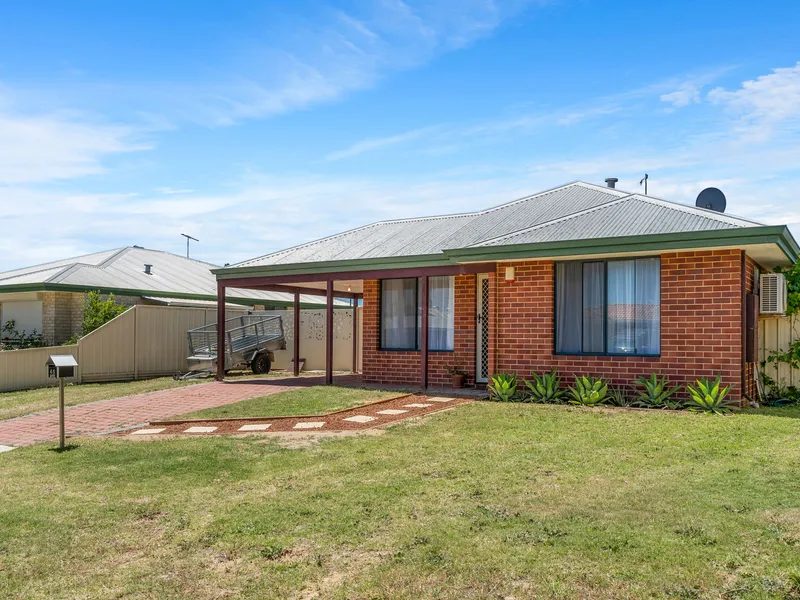 Ideal Starter Home with Large Shed!