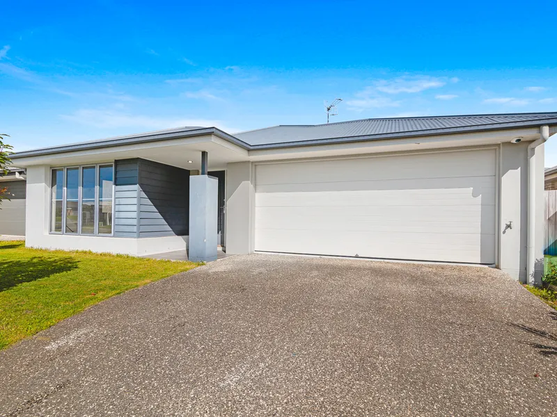 Neat friendly suburban Home in Willow Vale!