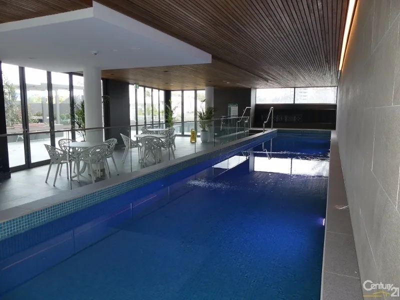 EXECUTIVE WATERMARK APARTMENT