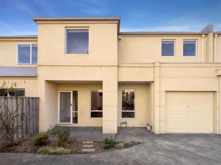 EXTRA SPACIOUS IN WONDERFUL WESTGARTH