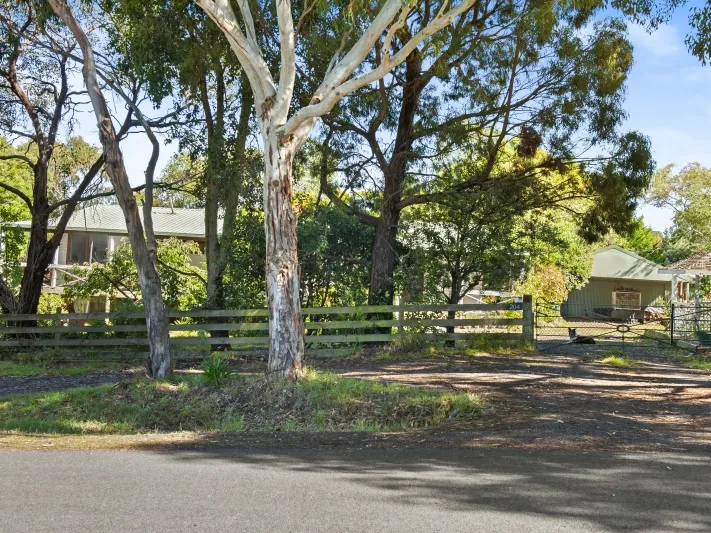 Huge Block, Great house - Fantastic Location