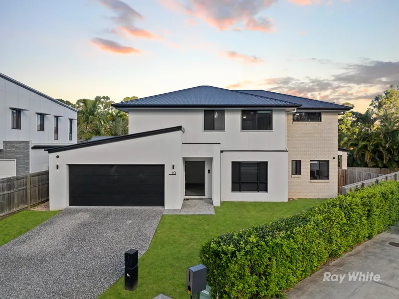 3-Years New Executive Home in Upmarket Hannah Court of Daisy Hill - Walk to JPC