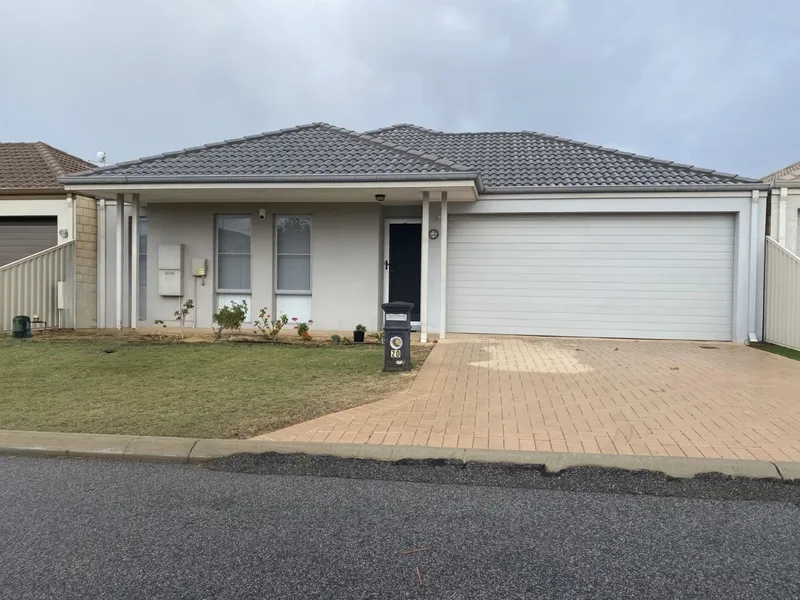 Charming Rental Opportunity in Ridgewood: 4 Bedroom Home at 20 Portaferry Gardens