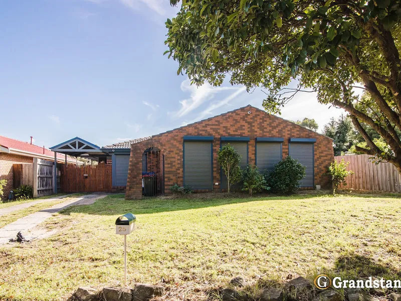 UNDER APPLICATION - Fantastic Family Home