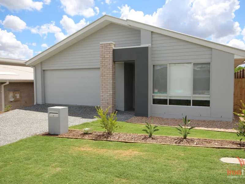 Modern family home located in the popular Sanctuary Estate...