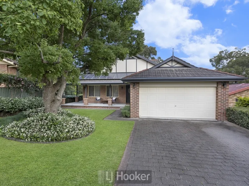 HIDDEN FAMILY GEM IN LEAFY ENCLAVE 