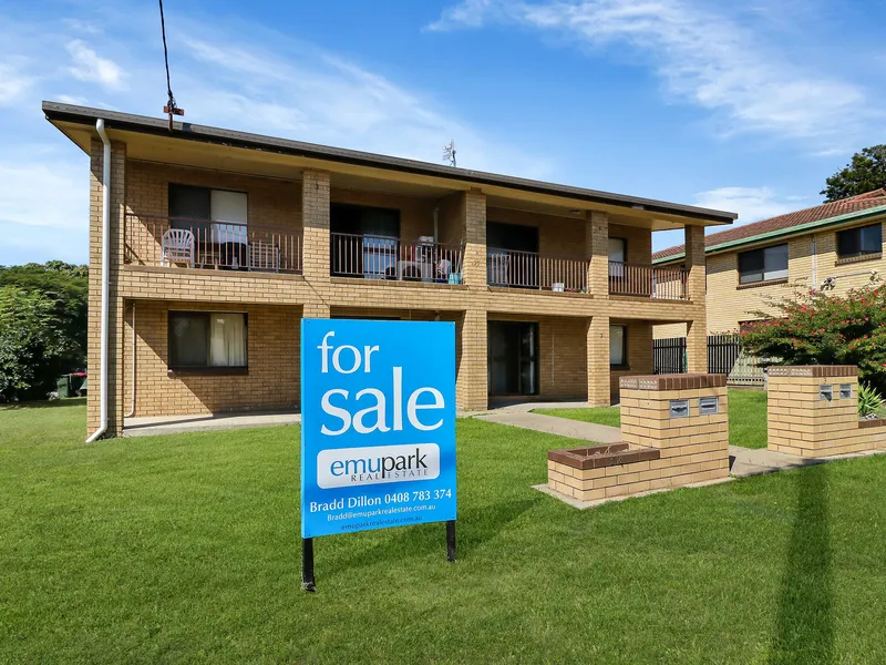 4 Units  - Total of $1,100 rent per week