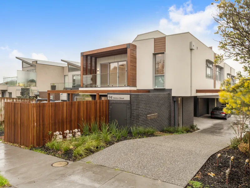 Beautifully Appointed Executive Residence