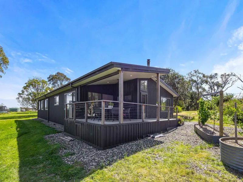 Immaculate Family Home In Picturesque Setting