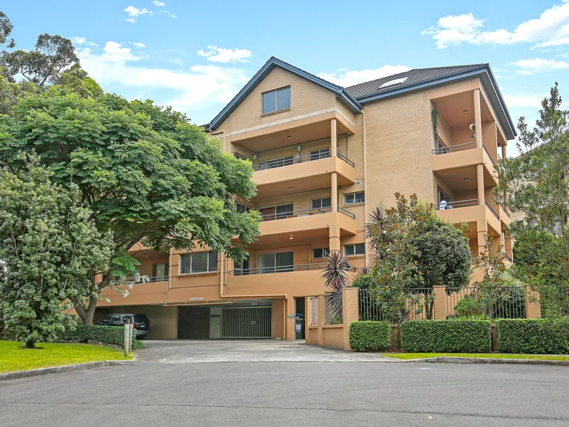 LIVE A LIFE OF ABSOLUTE LUXURY AND CONVENIENCE