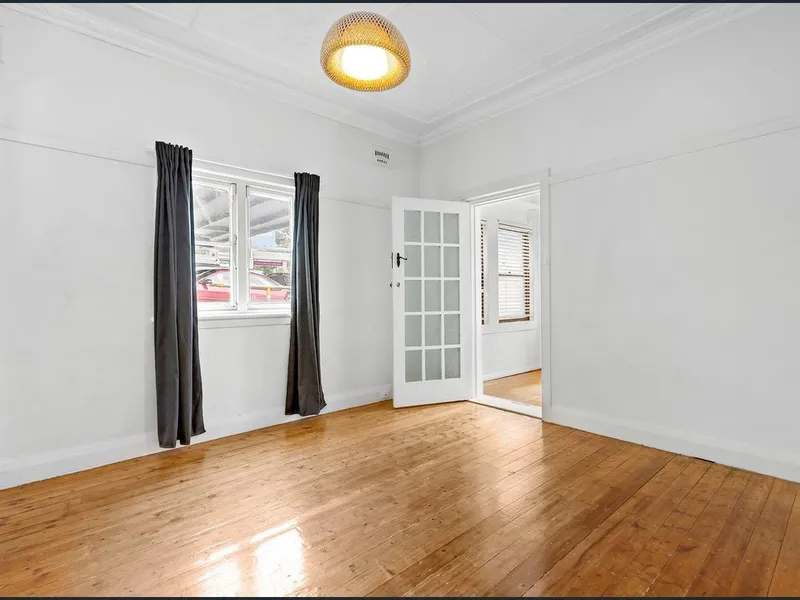 Bright renovated two bedroom plus study