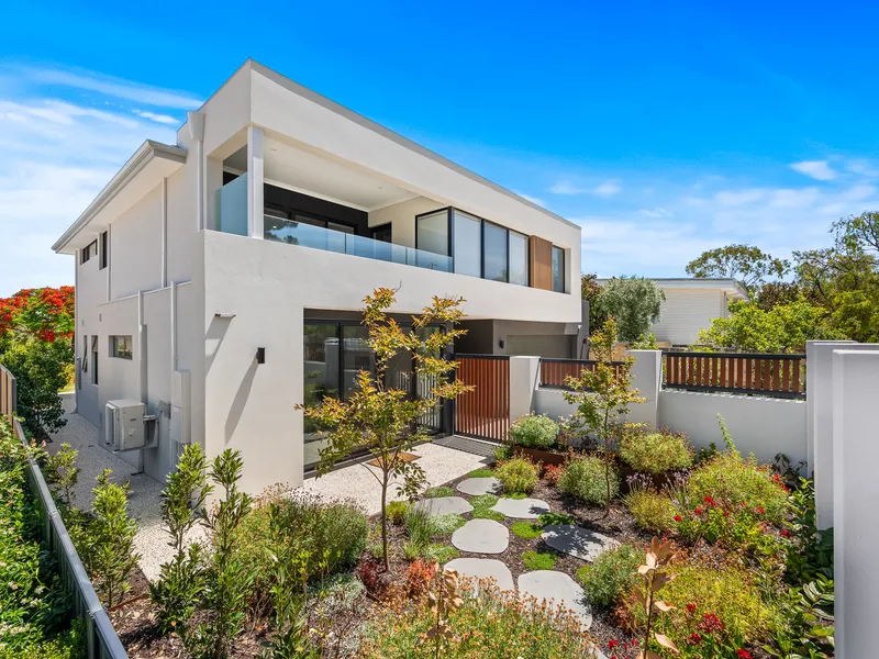 Architecturally designed home available for 4 month lease