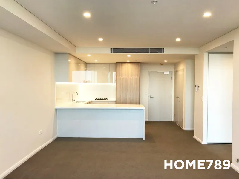 LUXURIOUS 2 BEDROOM APARTMENT AVAILABLE!