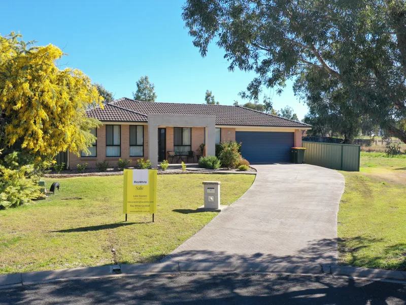 BRICK & TILE 4 BEDROOM, 2 BATH HOME