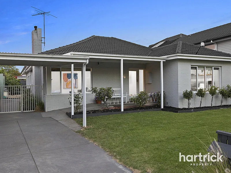 We're ready to help in Mentone